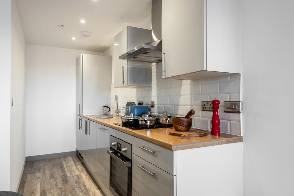 Contemporary 1 Bedroom Apartment In Central Hull Kingston upon Hull Exterior foto